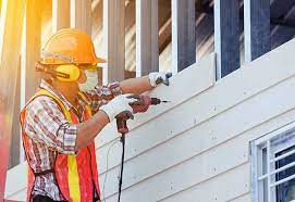 Best Custom Siding Design  in Overland, MO
